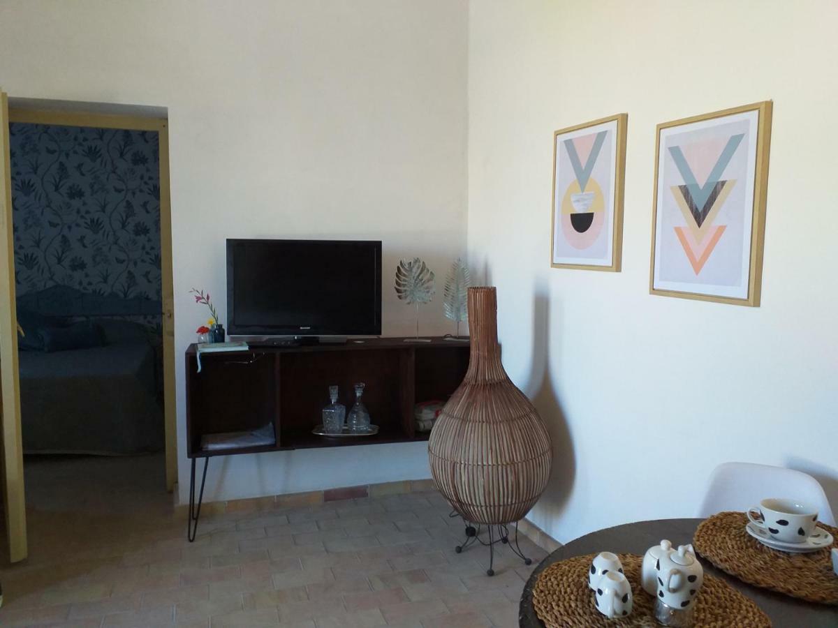 Gibbesi Country Farm Piccolo Cottage Naro Luaran gambar